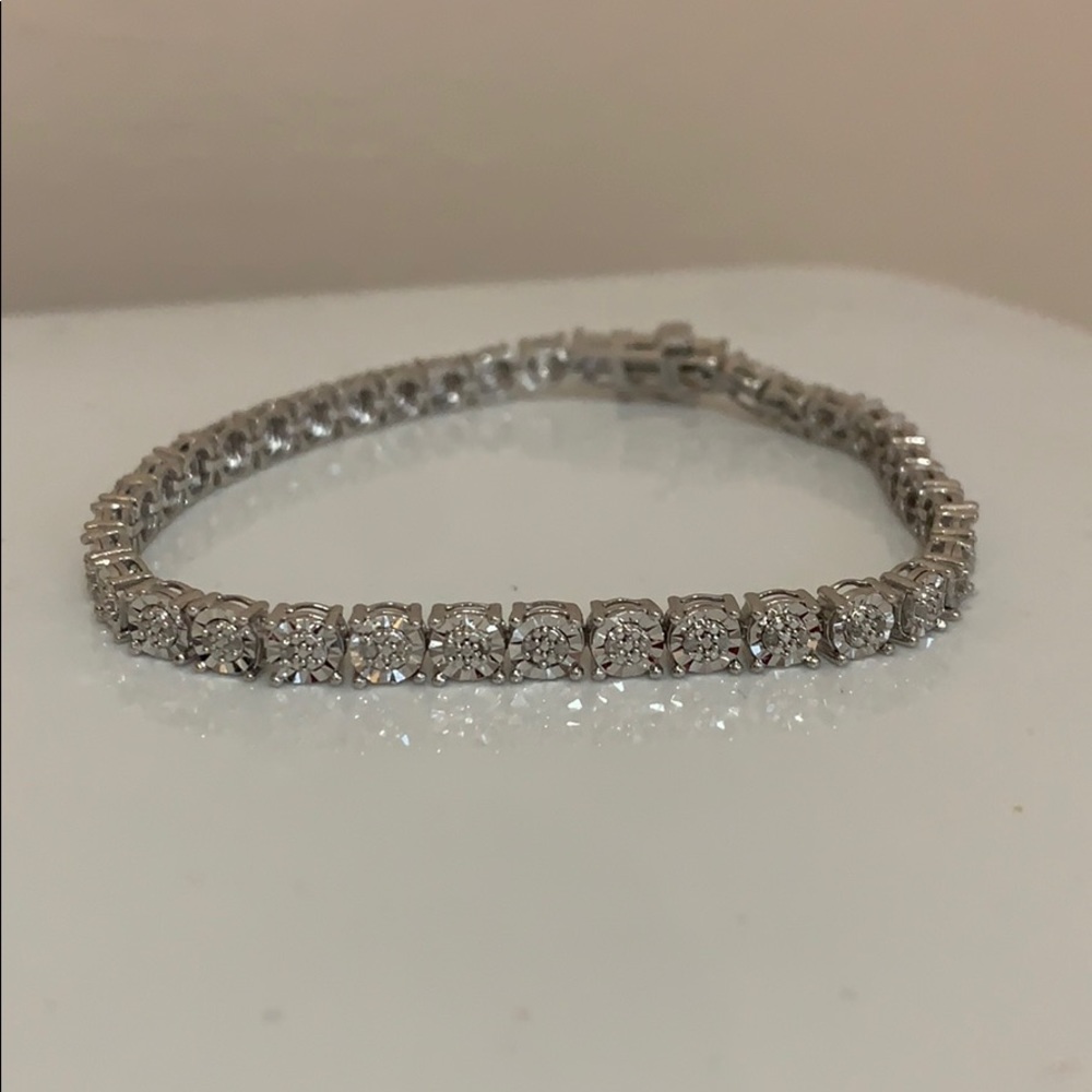 NWT sterling silver 1/4 cttw diamond bracelet - Picture 5 of 7
